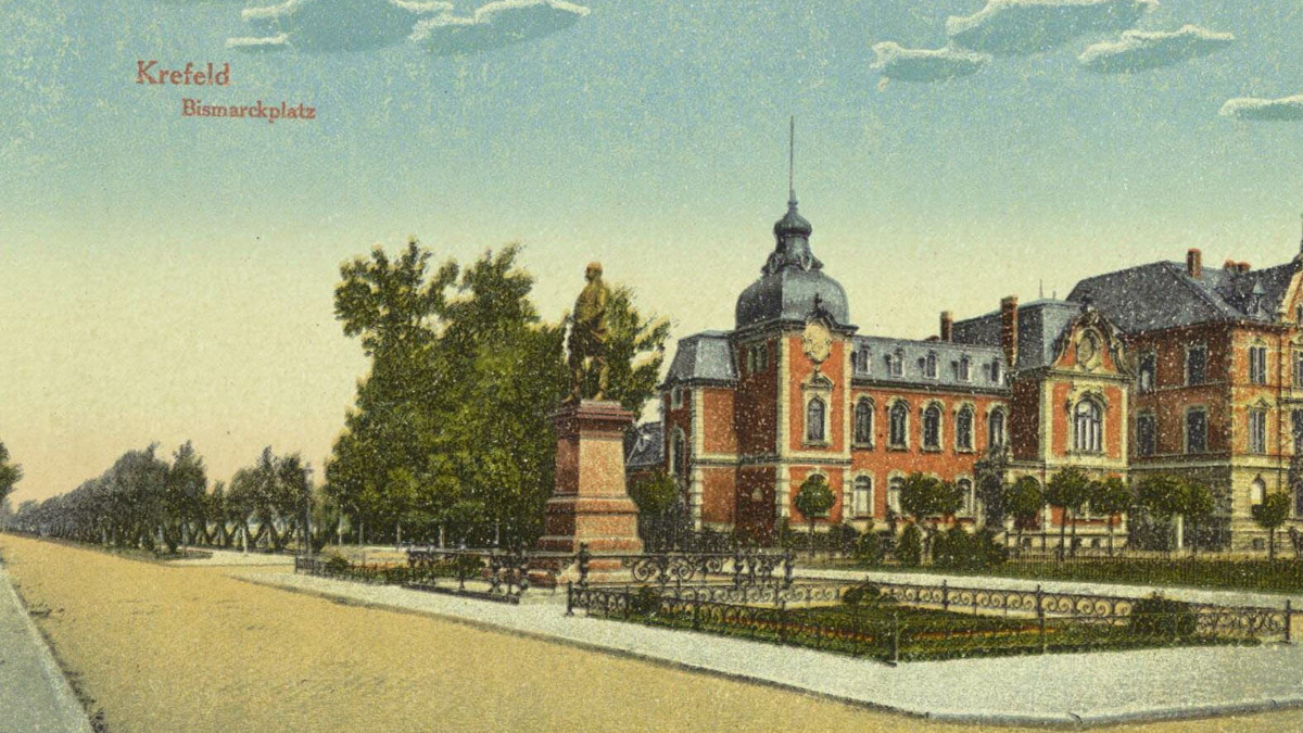 Der historische Bismarckplatz. Bild: Stadt Krefeld, Stadtarchiv