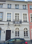 Das Haus nach der Fassadensanierung Bild: Stadt Krefeld, Stadt- und Verkehrsplanung