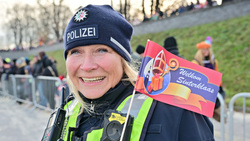 Impressionen der Ankuft des Sinter Claas in Uerdingen 2023. Bild: Stadt Krefeld, Presse und Kommunikation, Andreas Bischof