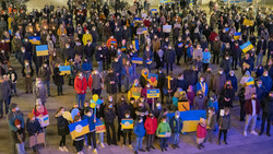 Fast 1.000 Menschen sollen bei der Friedensdemo dabei gewesen sein.Bild: Stadt Krefeld, Presse und Kommunikation