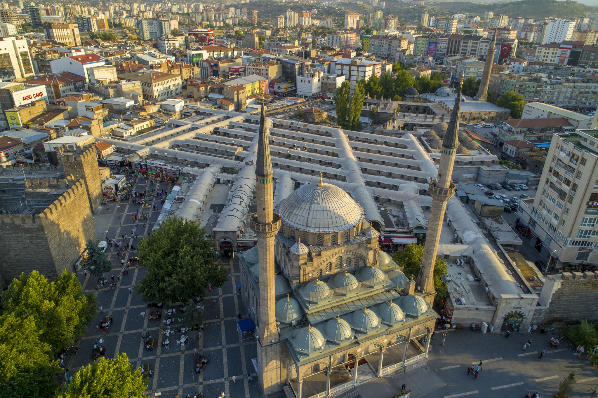Der Platz der Republik in Kayseri