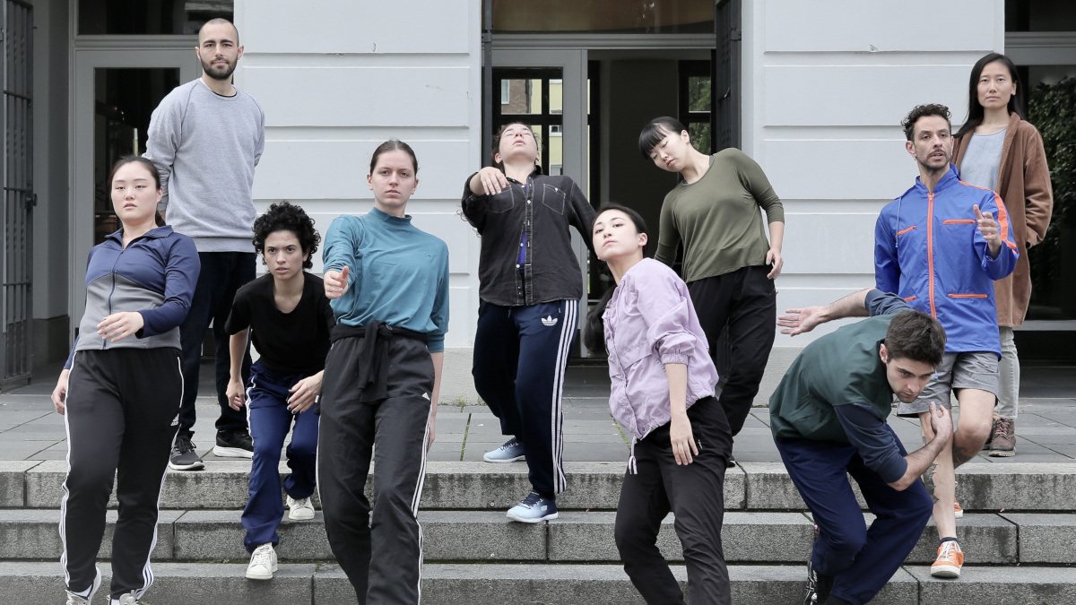 Die Compagnie "Yibu Dance" wird ihr Stück "Gezeiten" auf dem Von-der-Leyen-Platz aufführen. Bild: Stadt Krefeld, Presse und Kommunikation, D. Jochmann