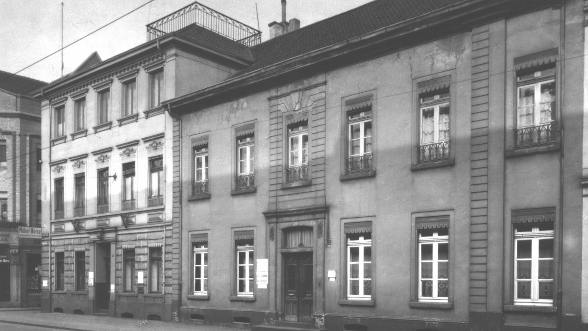 Die Familie von Pempelfurt wohnte im Haus Friedrichstraße 35.  Bild: Stadt Krefeld, Stadtarchiv