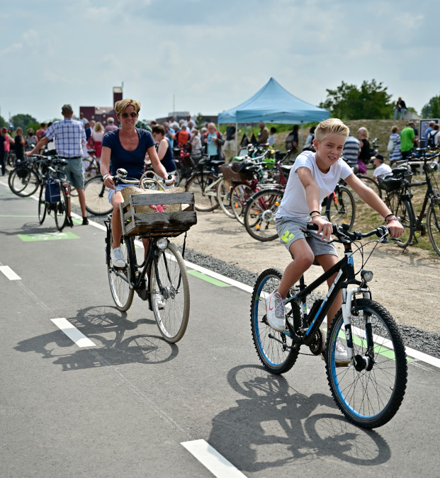 2020 wurde das erste Teilstück der Krefelder Fahrradpromenade eröffnet. Bild: Stadt Krefeld, Presse und Kommunikation