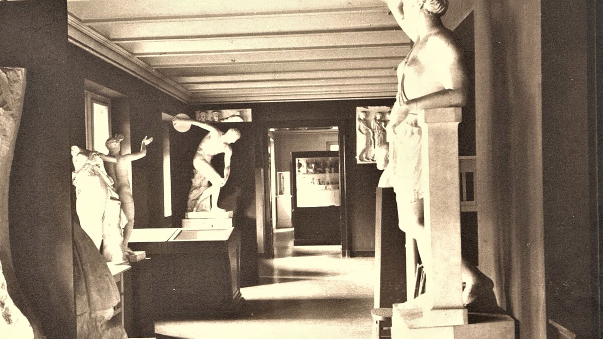 Aus dem Fotoalbum: Römische Abteilung im Kaiser-Wilhelm-Museum.