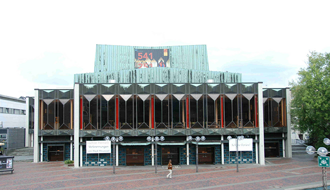 Das Stadttheater am Theaterplatz.Foto: Stadt Krefeld, Presse und Kommunikation