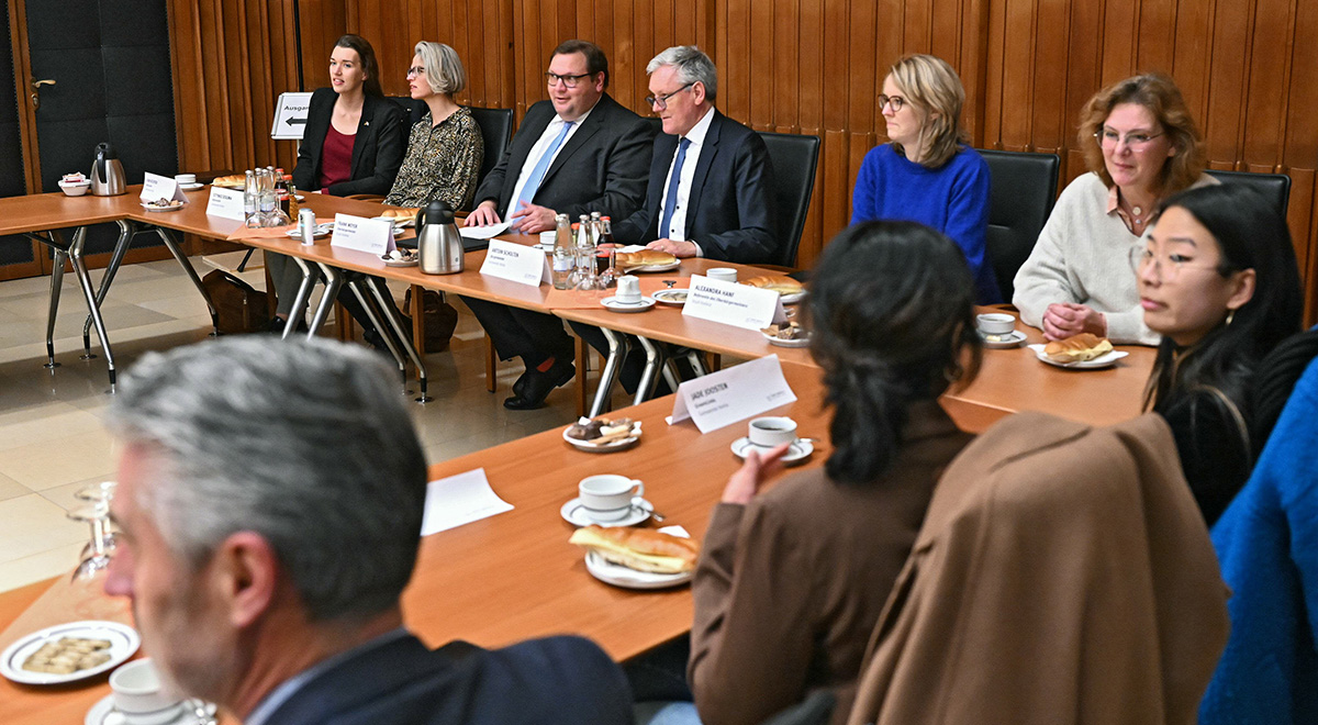 Sitzung des gemeinsamen Ausschusses Krefeld-Venlo. Foto: Stadt Krefeld, Presse und Kommunikation, A. Bischof